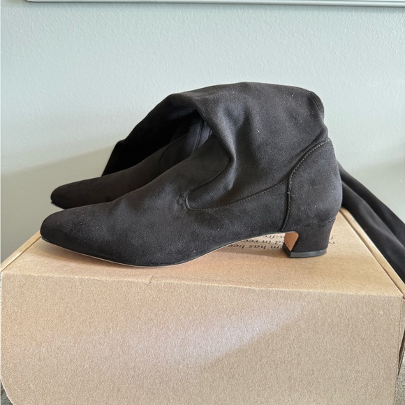 BERNARDO suede black tall knee boots 8.5 NEW kitten‎ heel - Picture 6 of 10